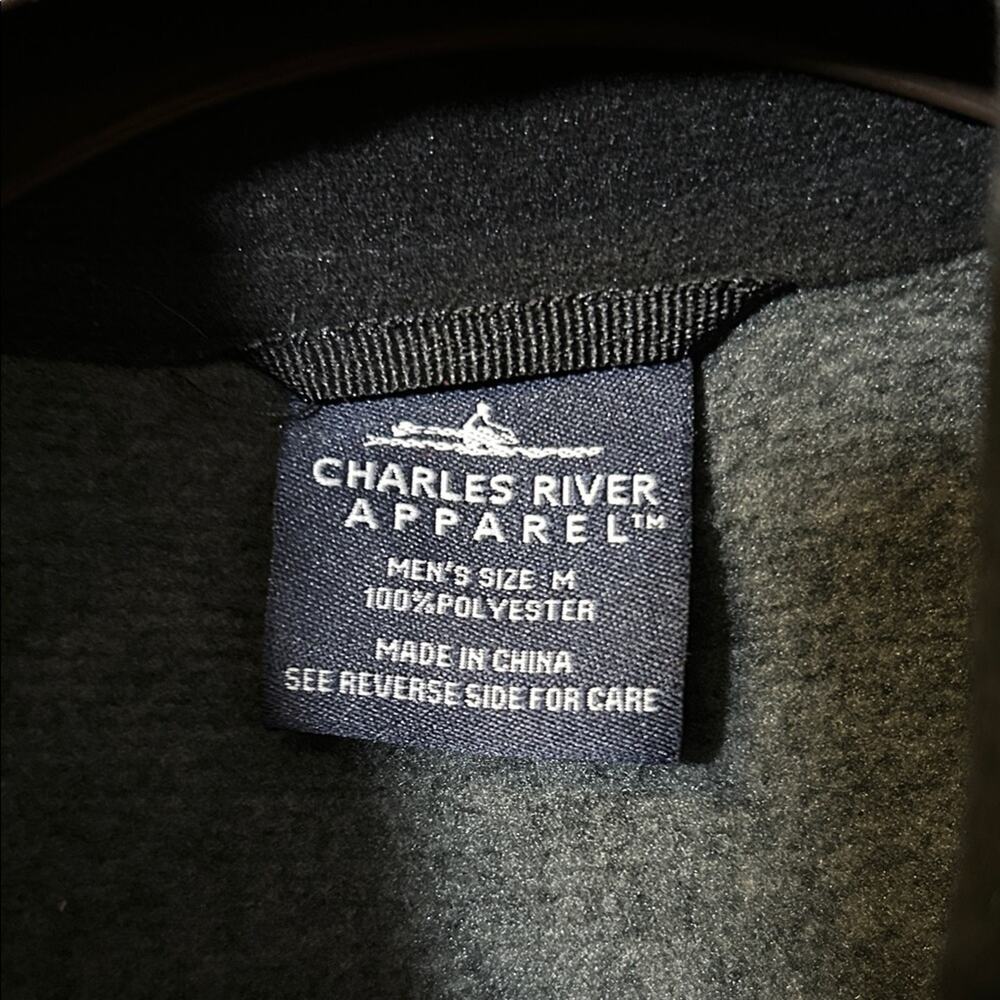 Charles River Apparel Men's Sz M Dark Gray fleece Vest zip pockets - Picture 2 of 4
